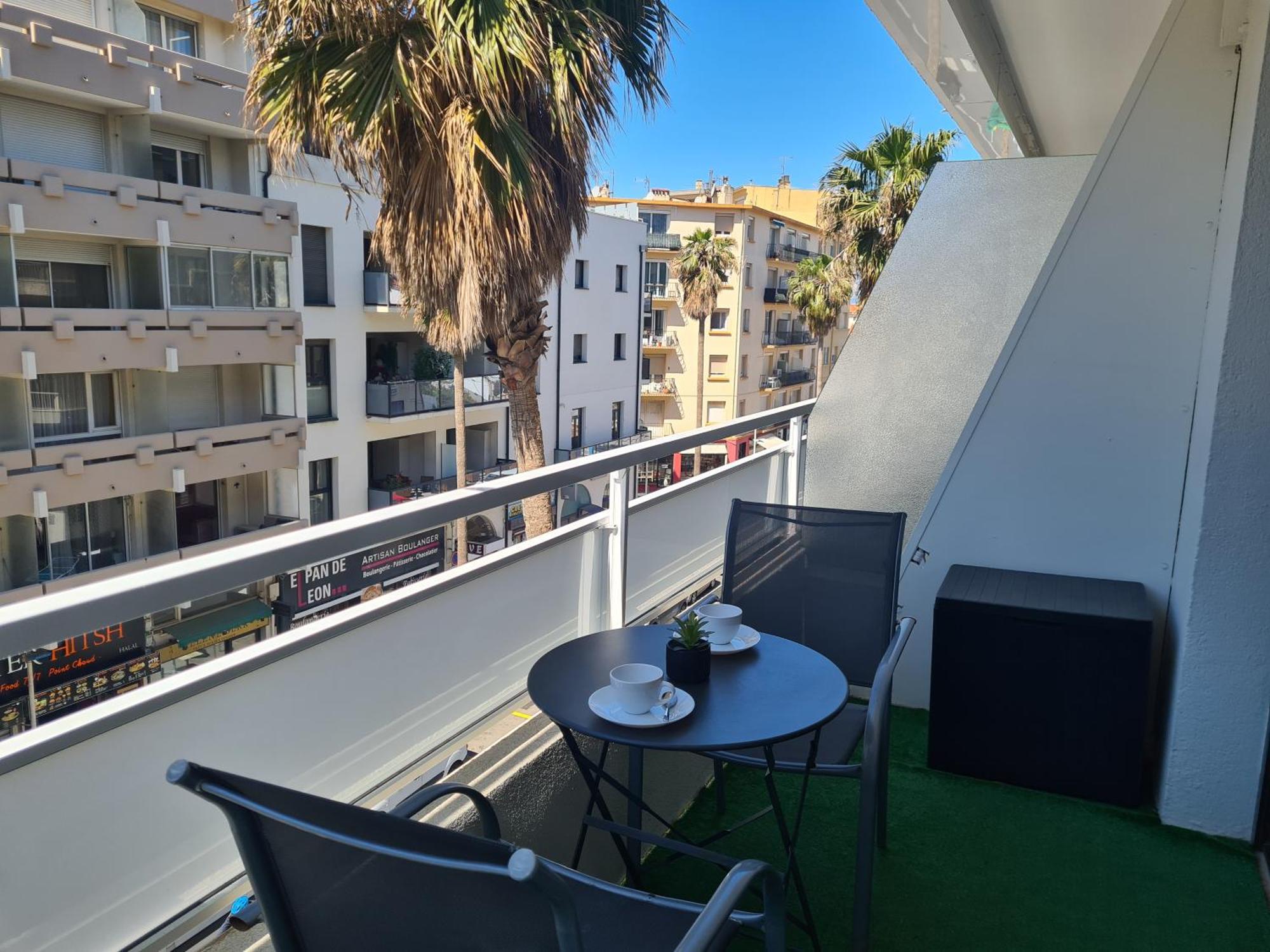 Appartement Mediterranee 150M De La Plage Canet-en-Roussillon Exterior photo